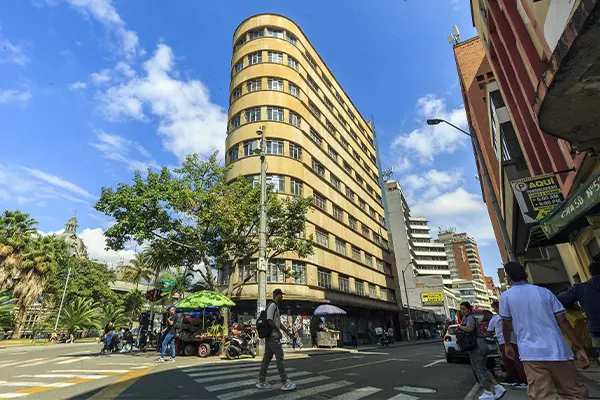 Propiedades-Renovación Urbana Centro-La Naviera